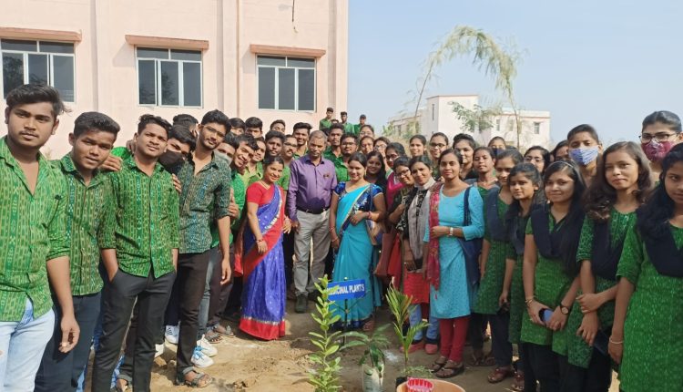 model_degree_college